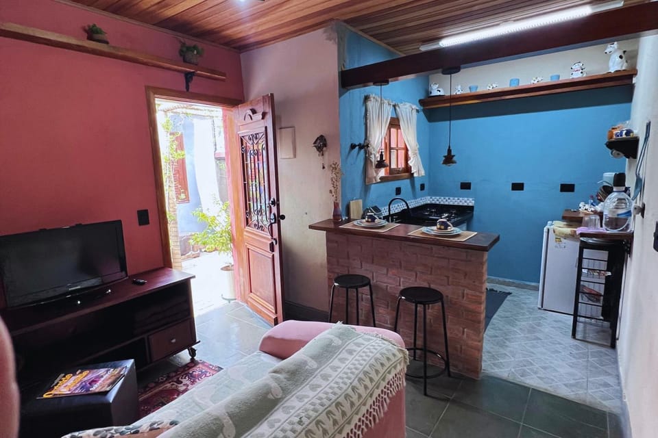 Communal lounge/ TV room, Communal kitchen