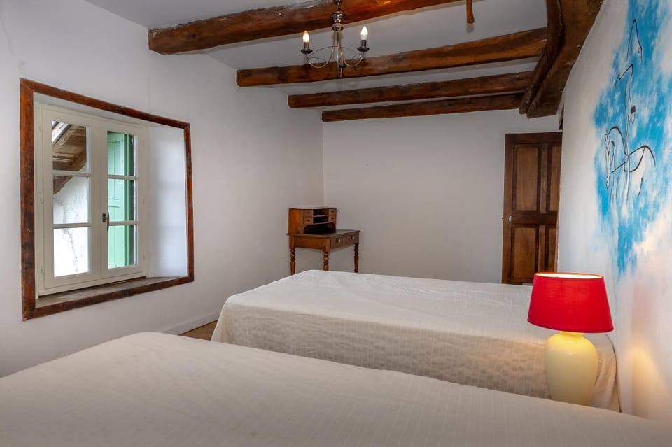 Property building, Living room, Bedroom