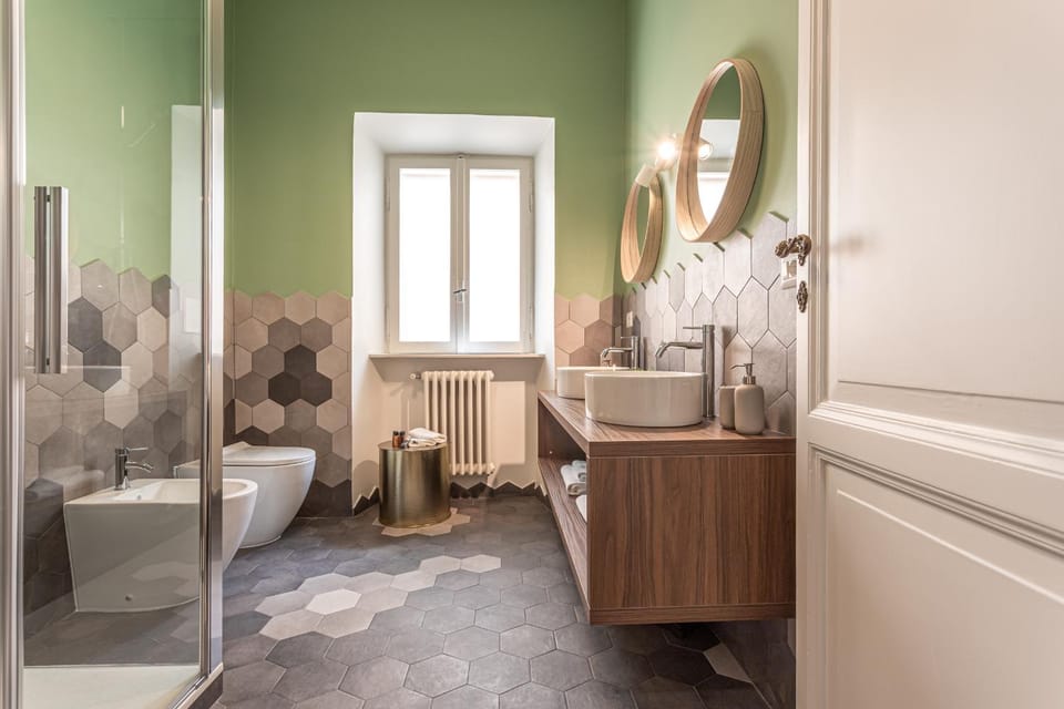 Toilet, Bathroom, bidet, towels