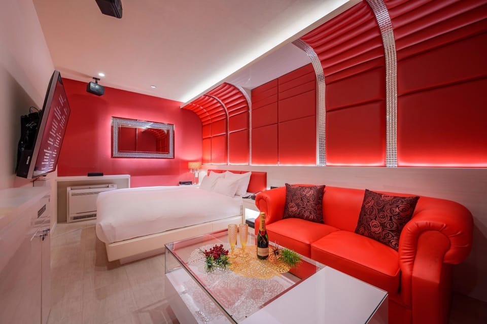 ホテルディオールセブン郡山 Love hotel in Japan