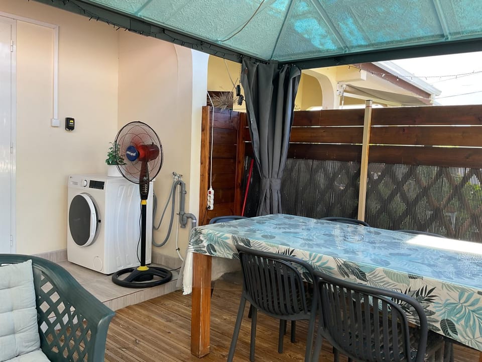 La kaz a dev - Saint Gilles centre ville - à 2 min de la plage Apartment in Saint-Paul