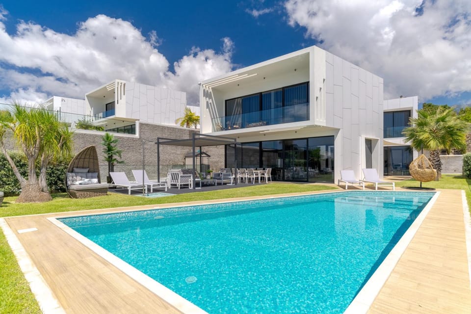 Pool view, Swimming pool, Swimming pool