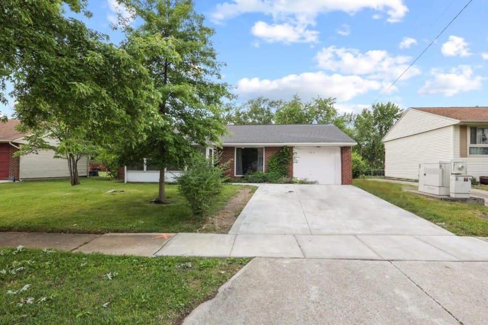 Bright and Breezy Gahanna Ranch 10min to INTEL House in Gahanna
