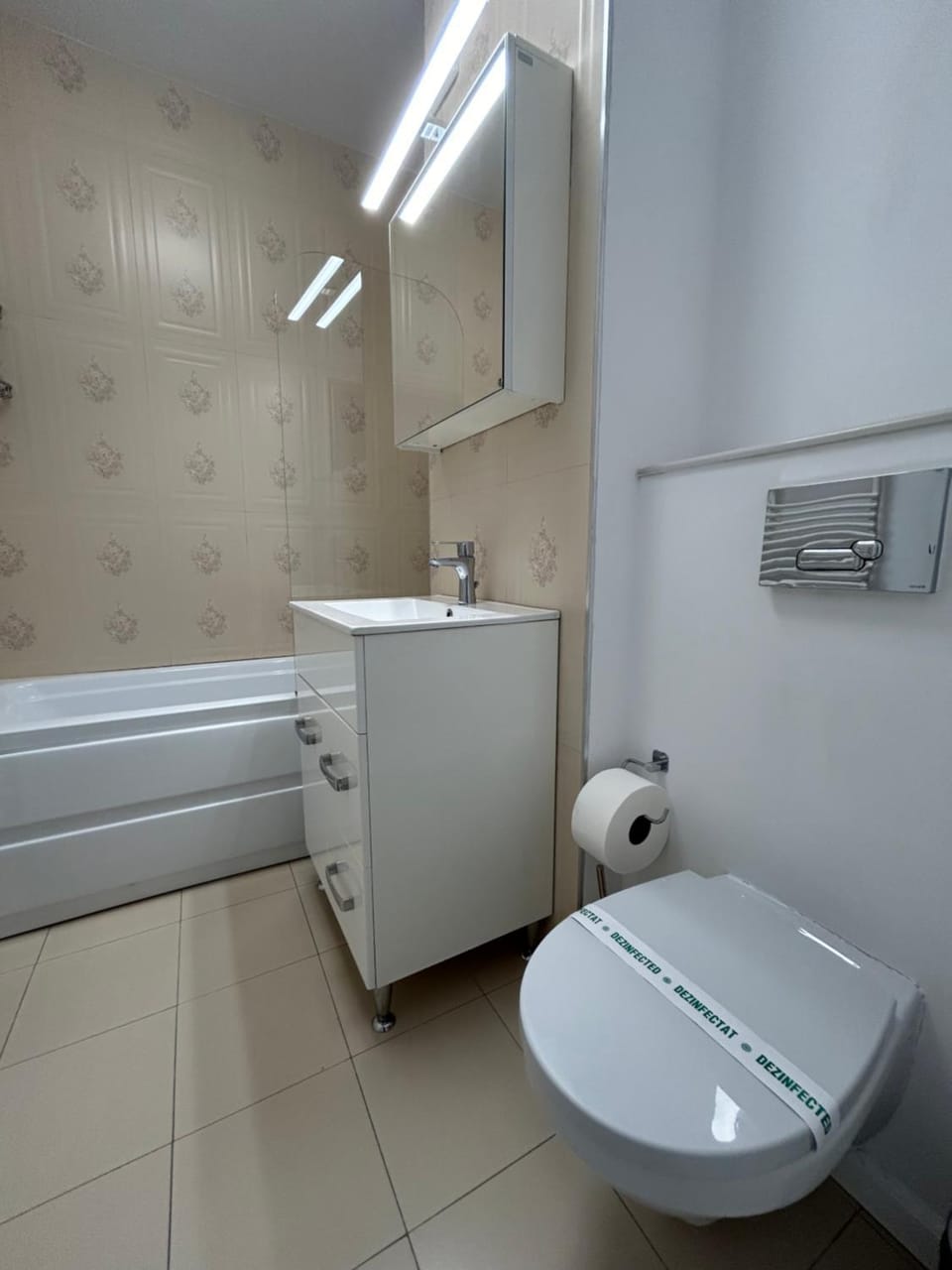 Bathroom, Bath
