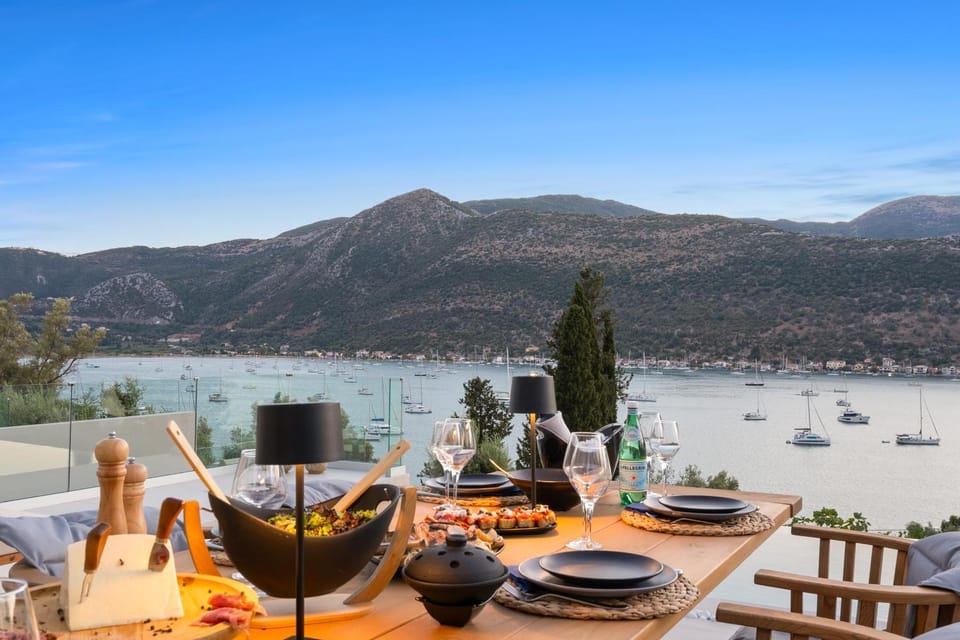 Patio, Day, Natural landscape, Mountain view, Pool view, Sea view, Lunch, Dinner