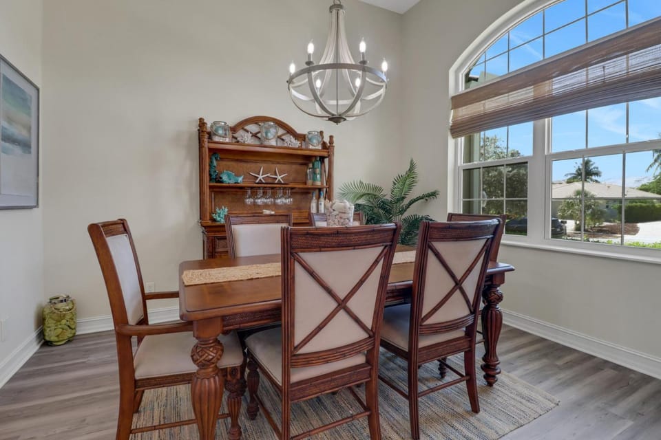 910 Marco House in Marco Island