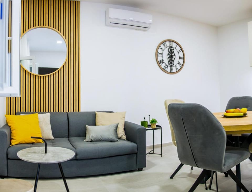 Apartment Paradise Island Apartment in Split-Dalmatia County