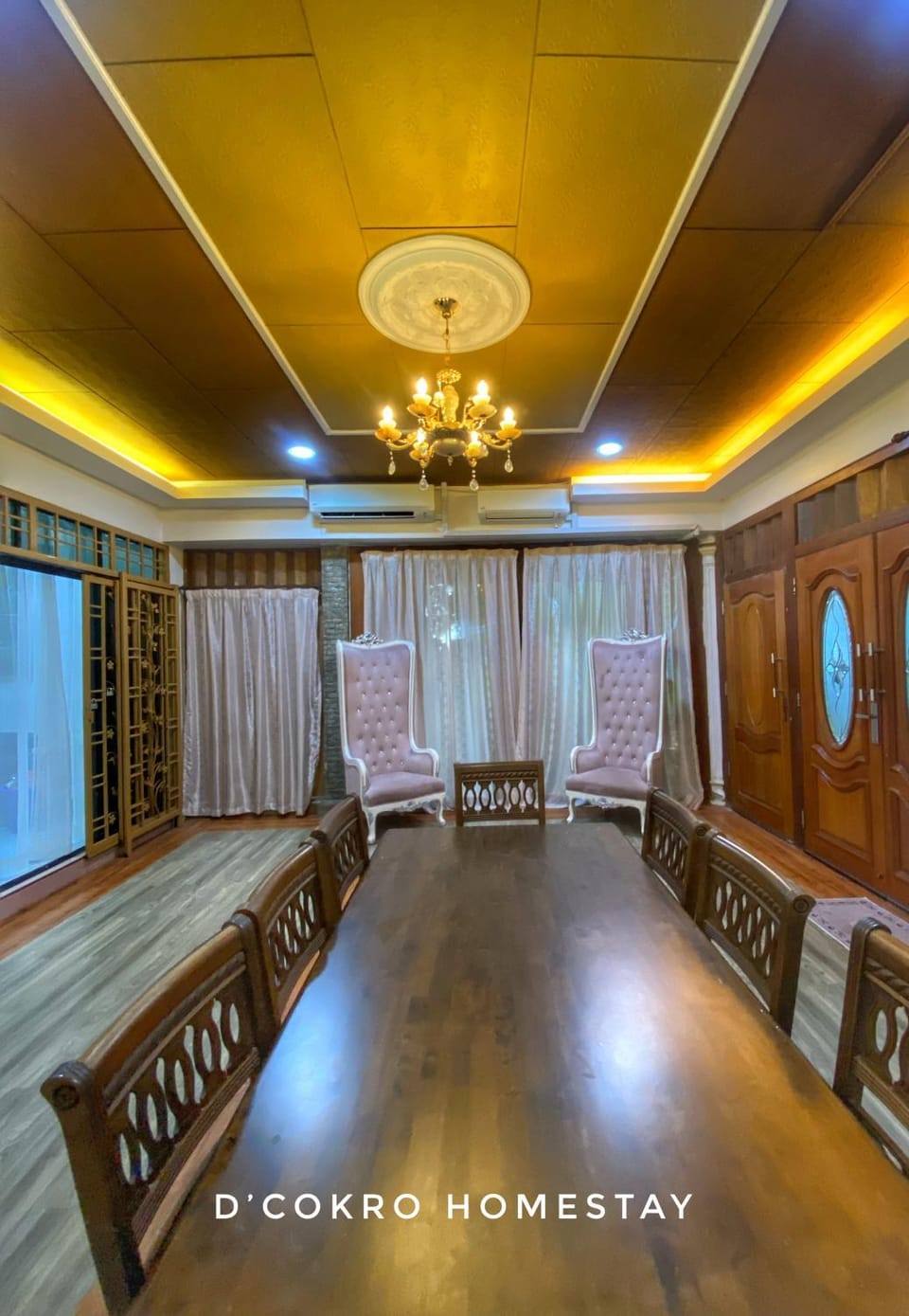 Living room, Dining area