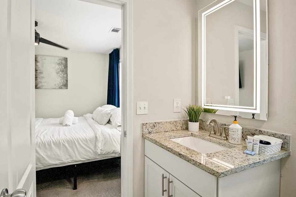 WorldCup 7 min to Mercedes-Benz Stadium, Sleeps 6 Chalet in Atlanta