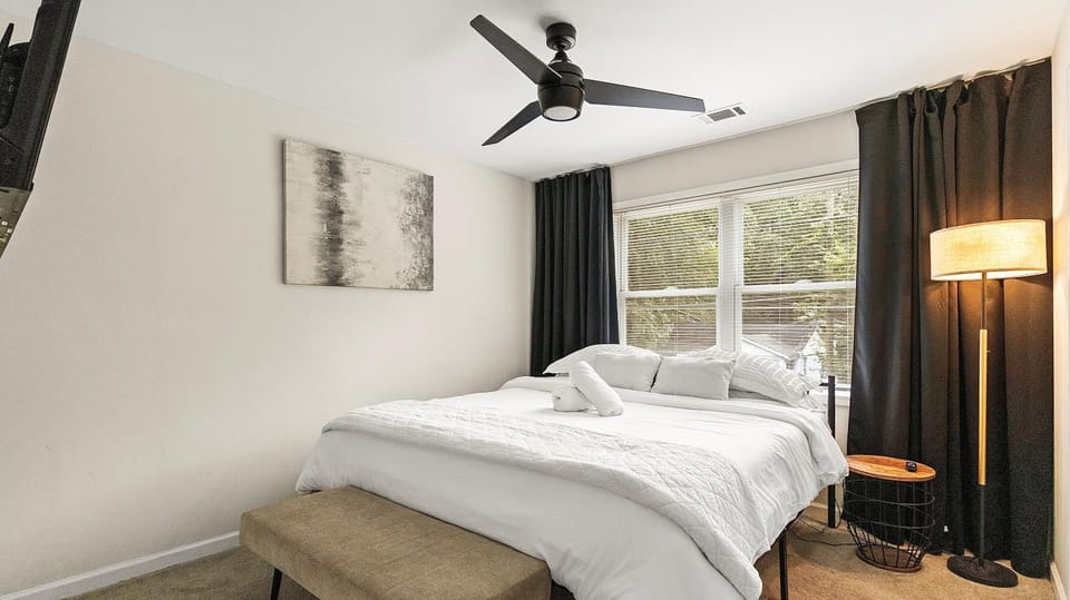 WorldCup 7 min to Mercedes-Benz Stadium, Sleeps 6 Chalet in Atlanta
