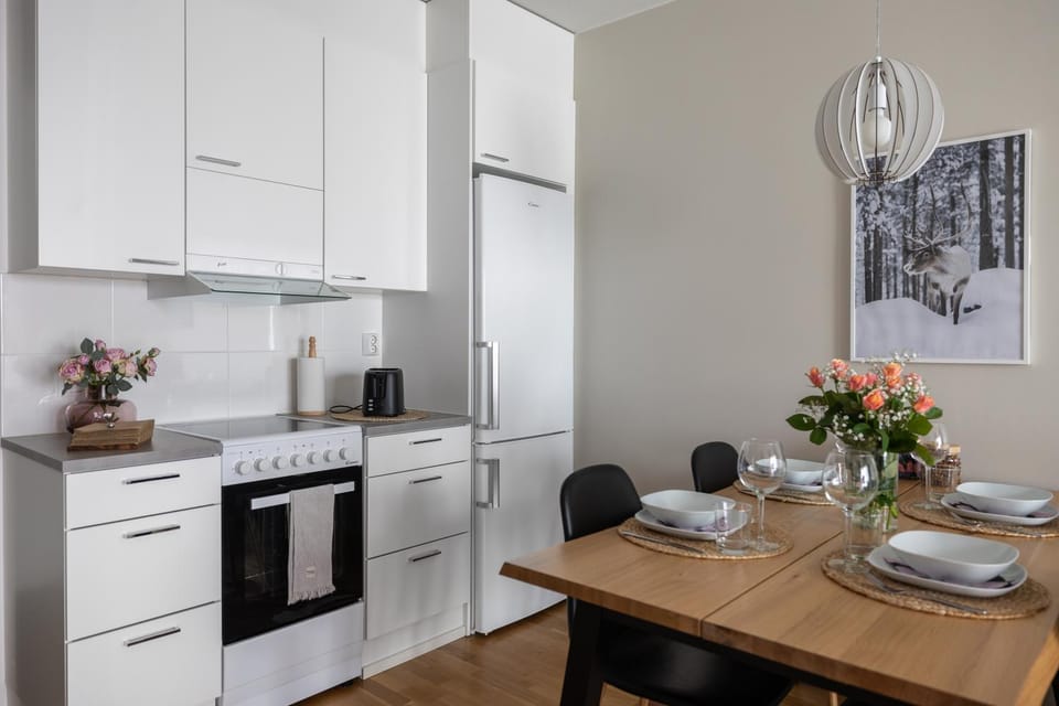 Dining area, microwave, oven, toaster, kitchen