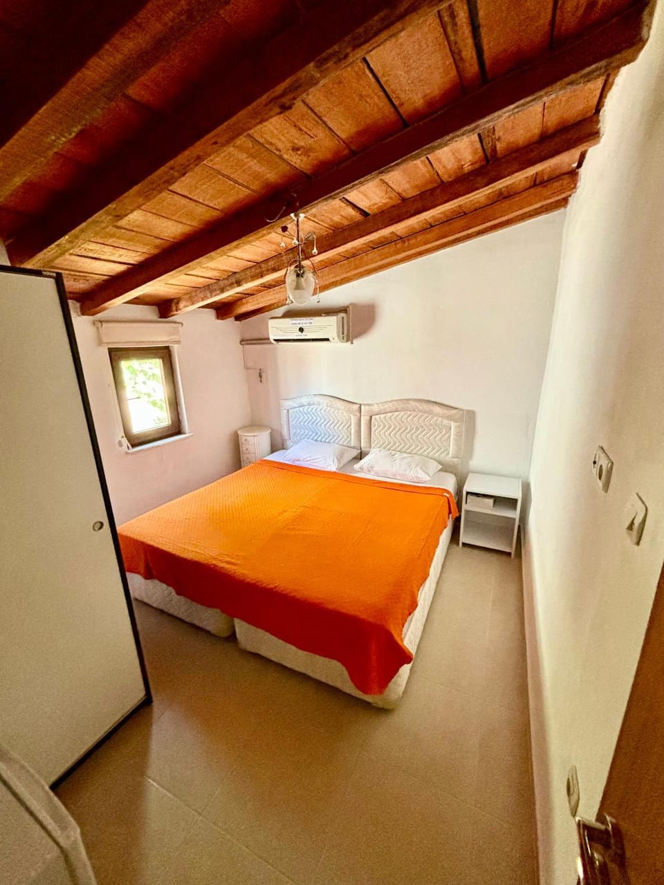 Bed, Bedroom, wardrobe