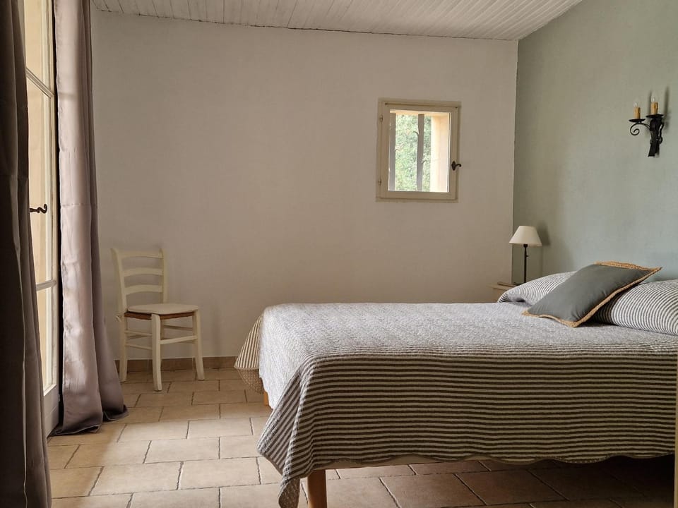 Villa Trempadou House in Goult