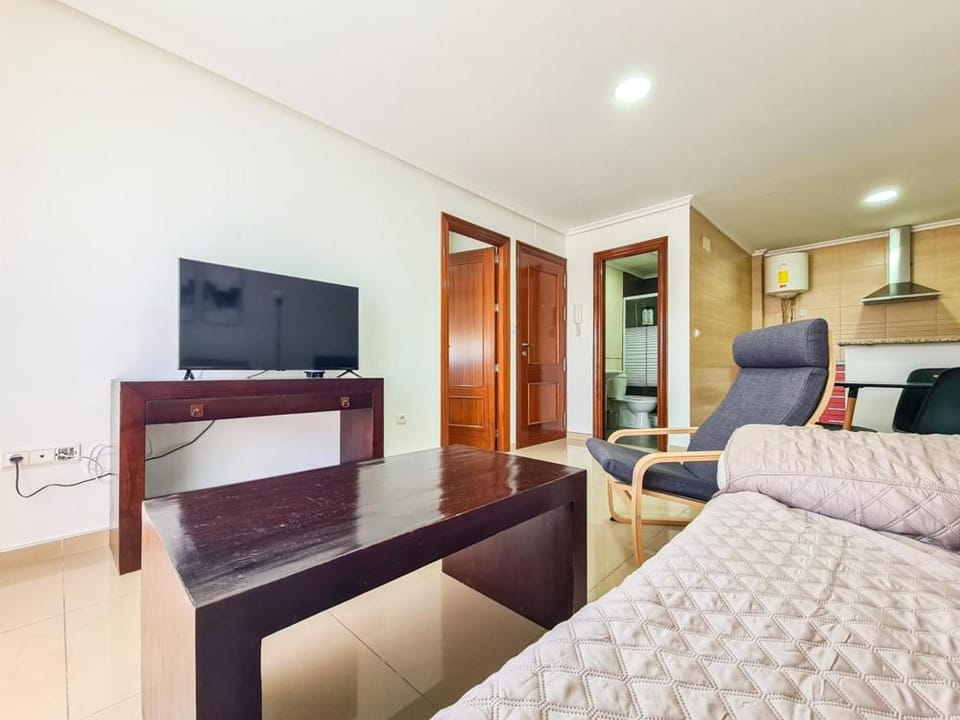 AVENIDA GUILLERMO REINA, 2ºb Apartment in Region of Murcia