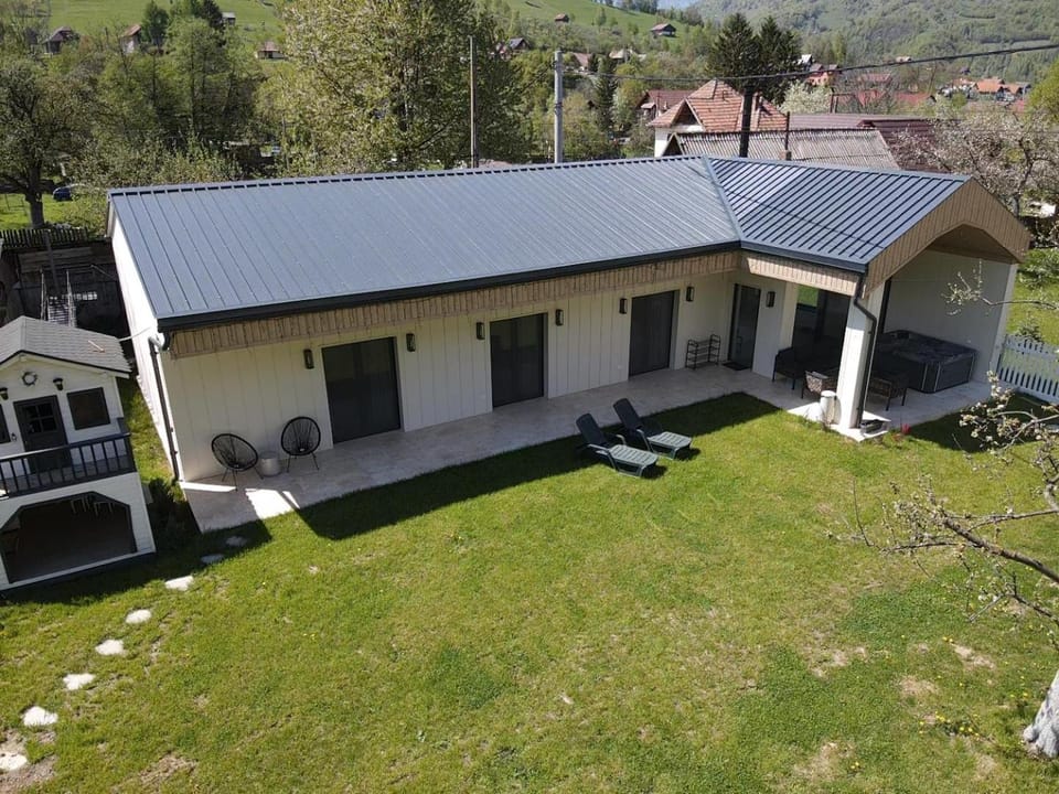 On Top Villa Villa in Bran