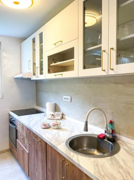 Tihanas apartment Apartment in Kotor Municipality