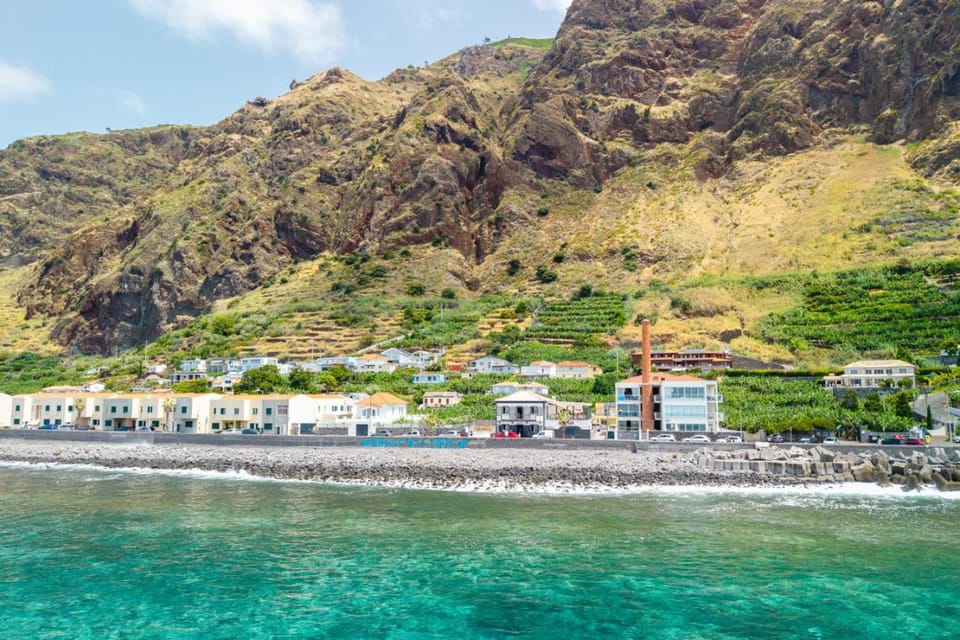 Nearby landmark, Spring, Day, Natural landscape, Beach, Lake view, Mountain view, River view, Sea view