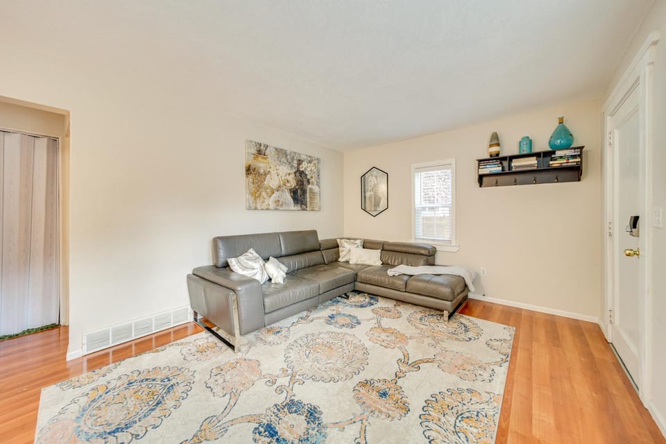 Walkable Townhome in Meridian w/ Private Yard! House in Meridian
