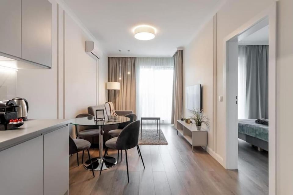 Bed, Living room, Seating area, Bedroom