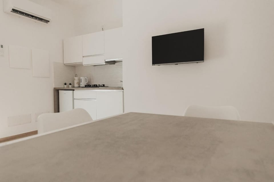 TV and multimedia, Kitchen or kitchenette, stove