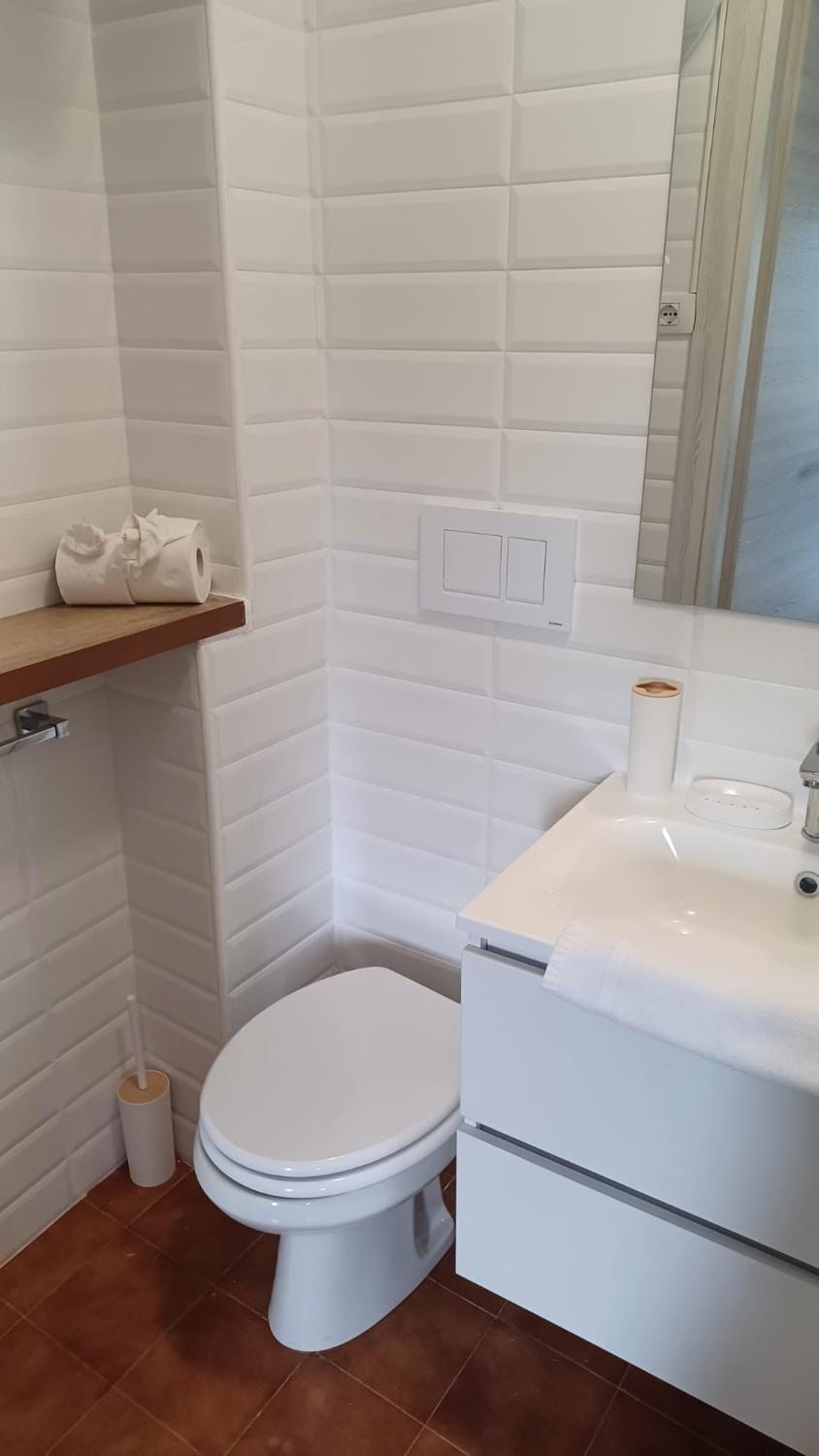 Toilet, Bathroom