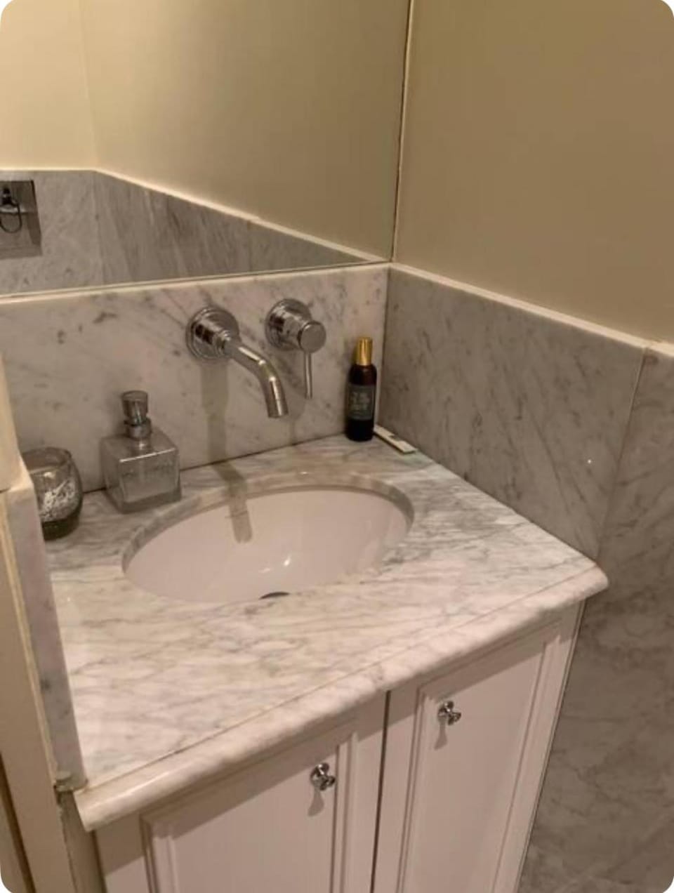 Studio Paris 7e Tour Eiffel Apartment in Paris