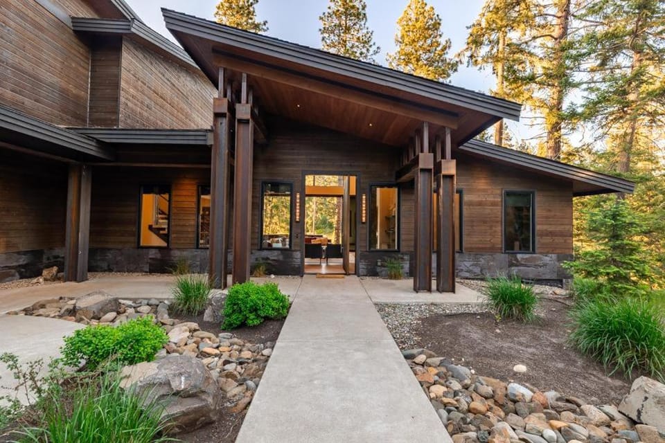 Golf Course View, Fire Pit & Suncadia Pool Access House in Kittitas County