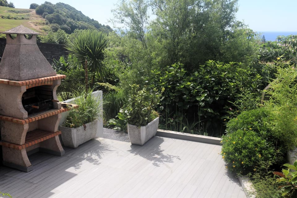 Patio, BBQ facilities, Garden view