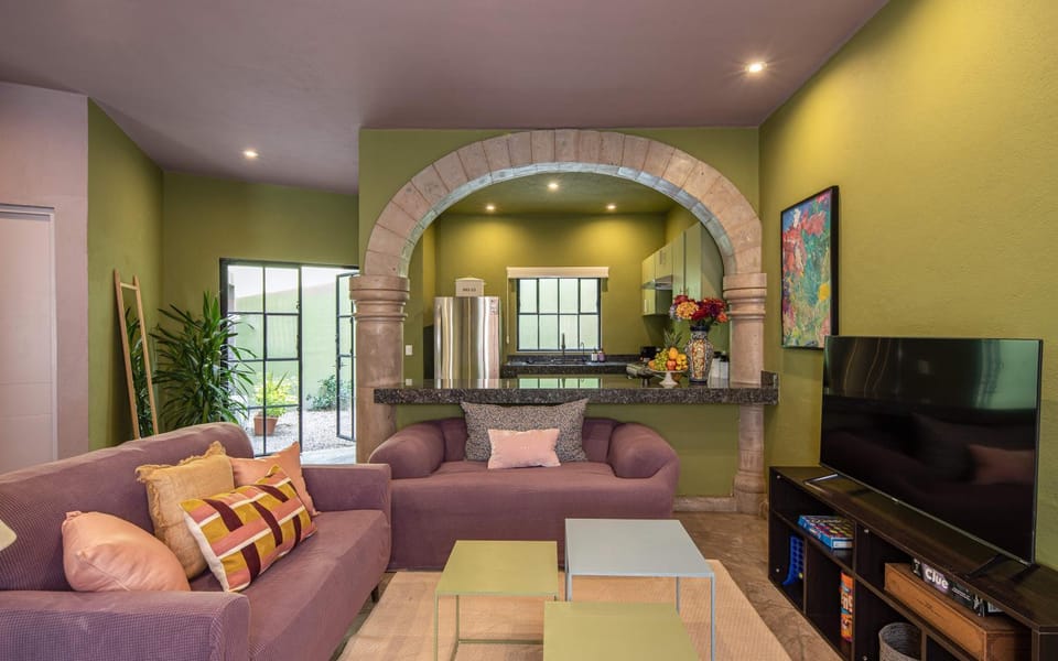 TV and multimedia, Living room, Seating area