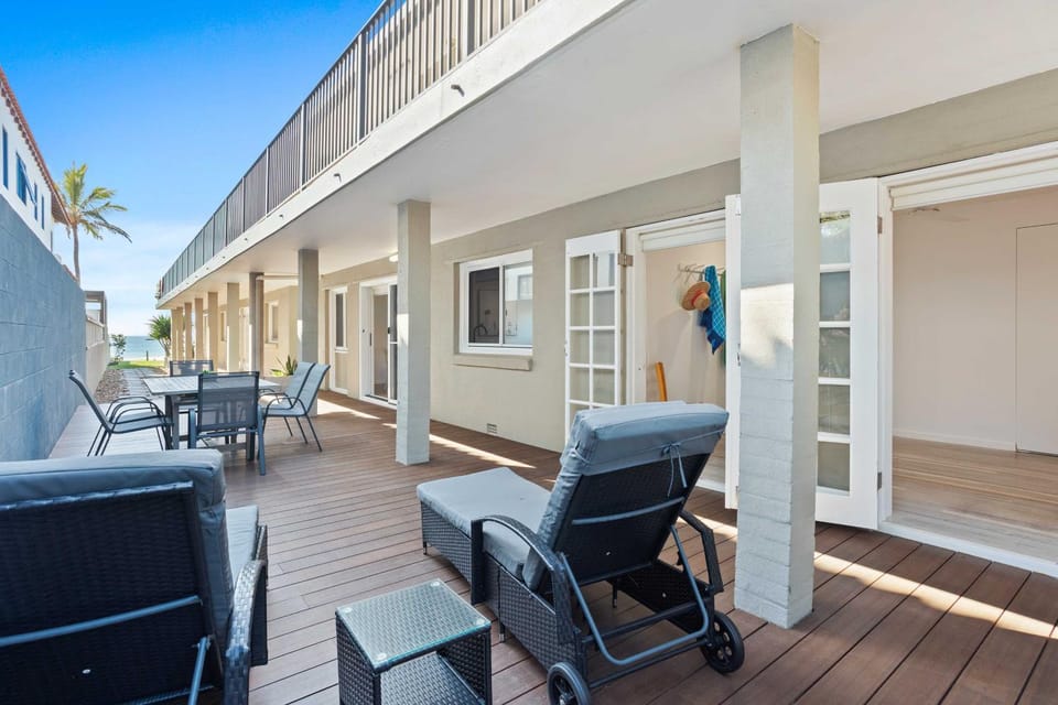 1 & 2 / 39 Albatross Avenue Apartment in Mermaid Beach