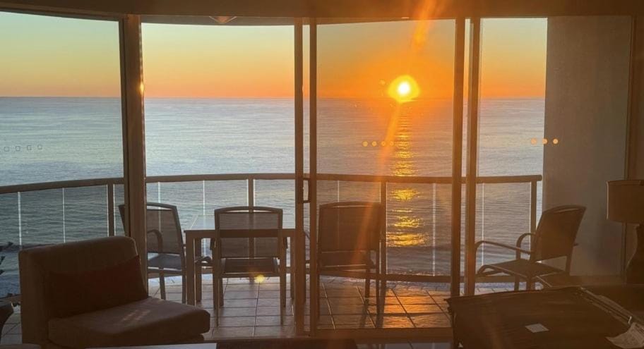 Zanzibar 902-Premium Ocean View Apartment in Sunshine Coast