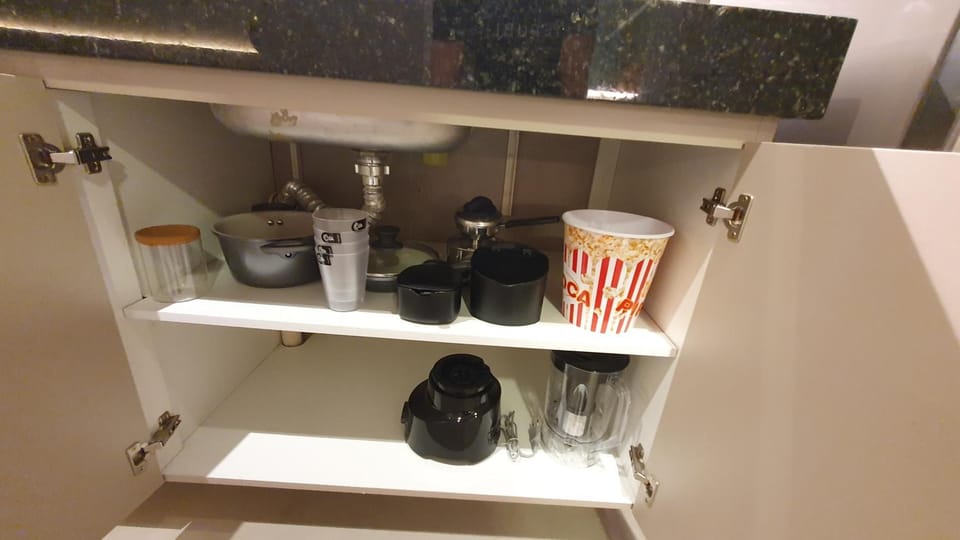 Coffee/tea facilities, Kitchen or kitchenette
