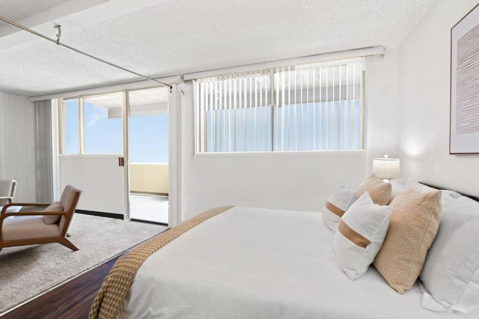 Brigth 4BD 2BTH Apt near Venice Beach! Apartment in Marina del Rey