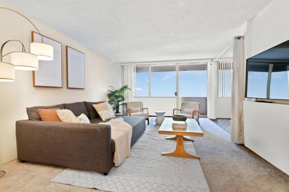 Brigth 4BD 2BTH Apt near Venice Beach! Apartment in Marina del Rey
