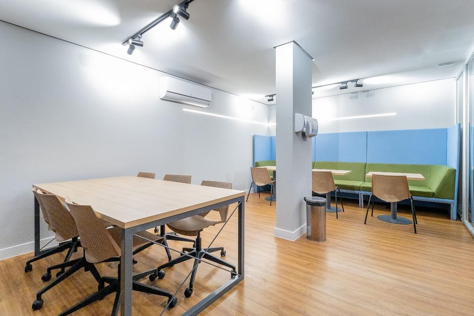 Meeting/conference room