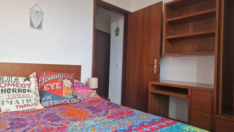 Bedroom, wardrobe