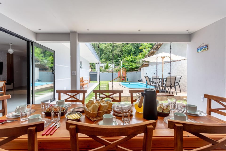 Casa em Paraty com 4 Suítes, Piscina e Churrasqueira Próximo Praias House in State of Rio de Janeiro