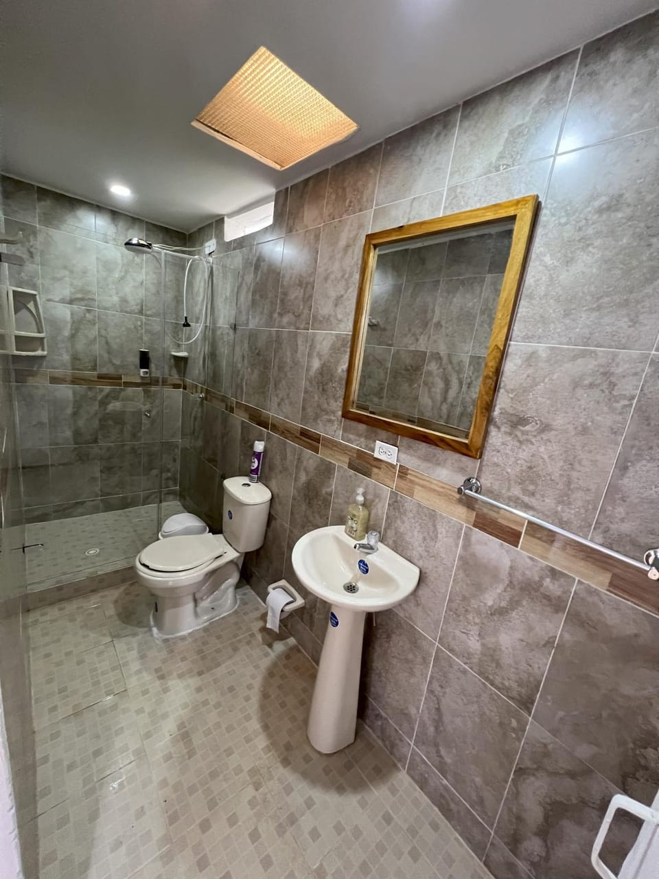 Shower, Toilet, Bathroom