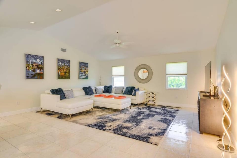 Holly's Homeaway House in Cape Coral