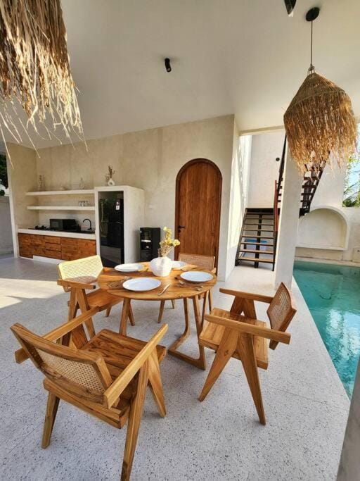 Patio, Balcony/Terrace, Living room, Seating area, Dining area, Pool view, Swimming pool