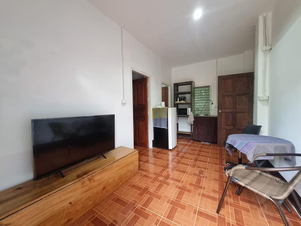 Cheeva Lodge ชีวาลอดจ์ House in Thailand