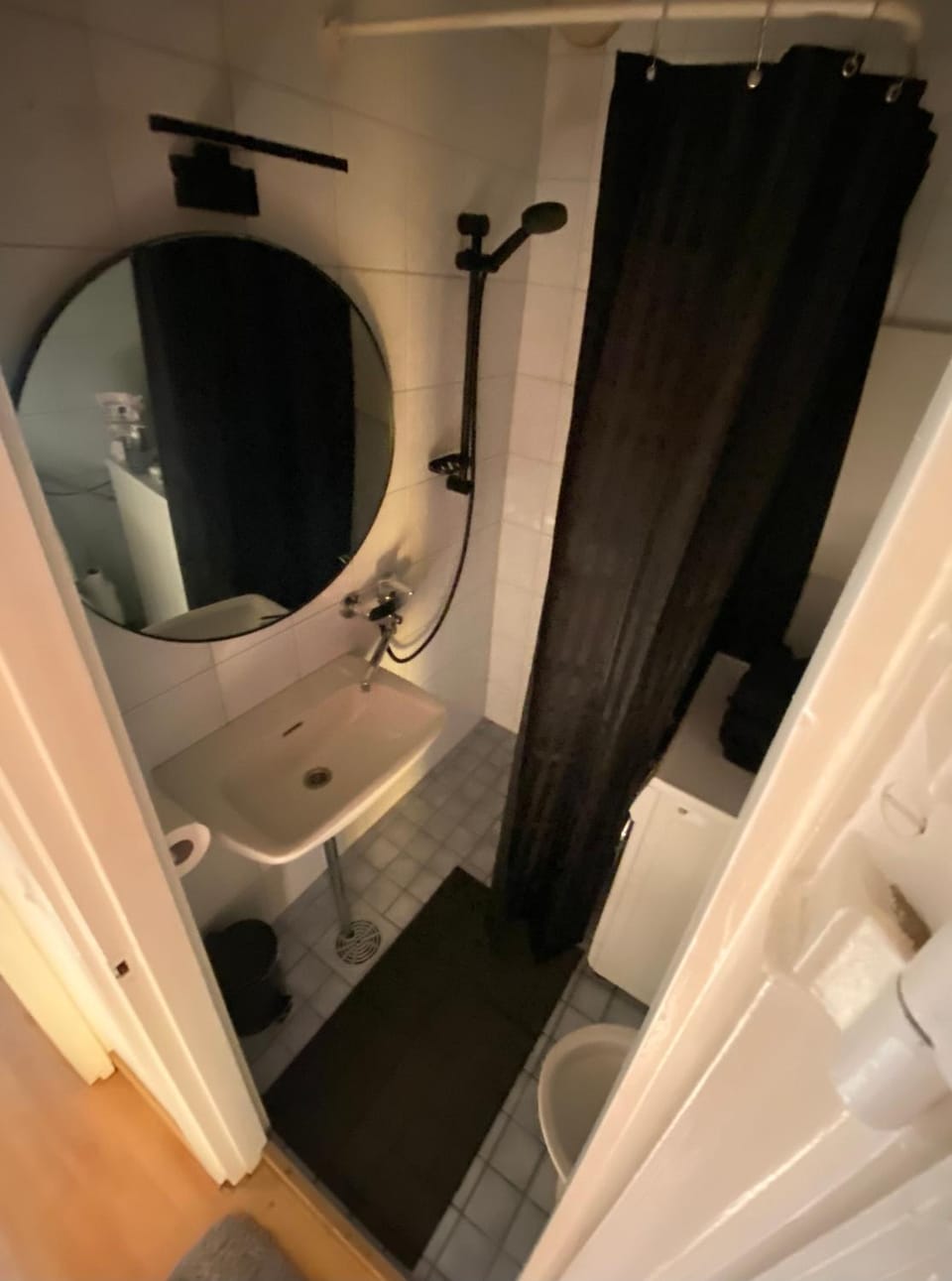 Shower, Bathroom