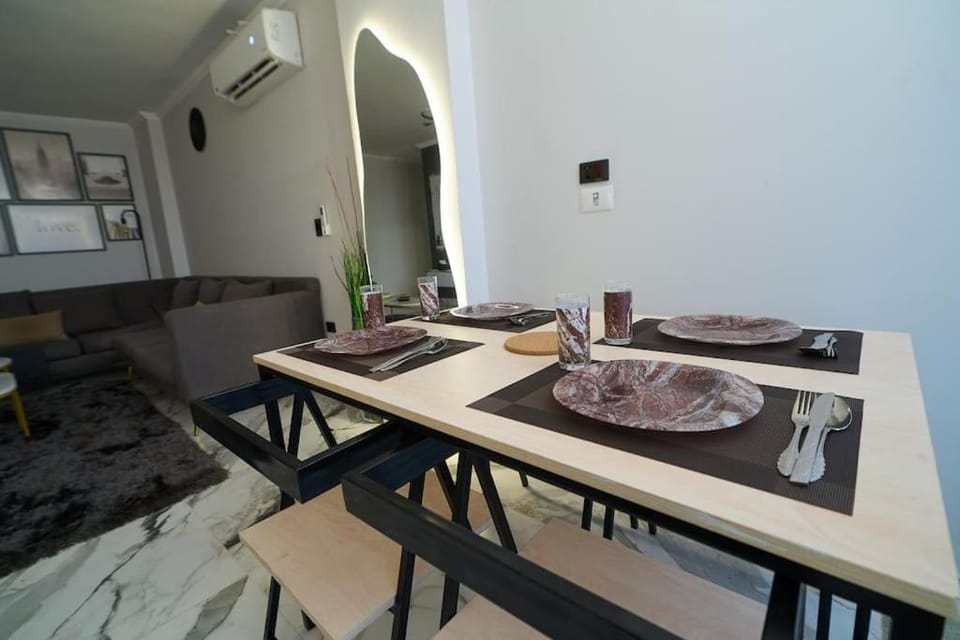 استديو فندقي-بجلسة خارجية-بالقاهرة بمدينة اكتوبر Apartment in Egypt