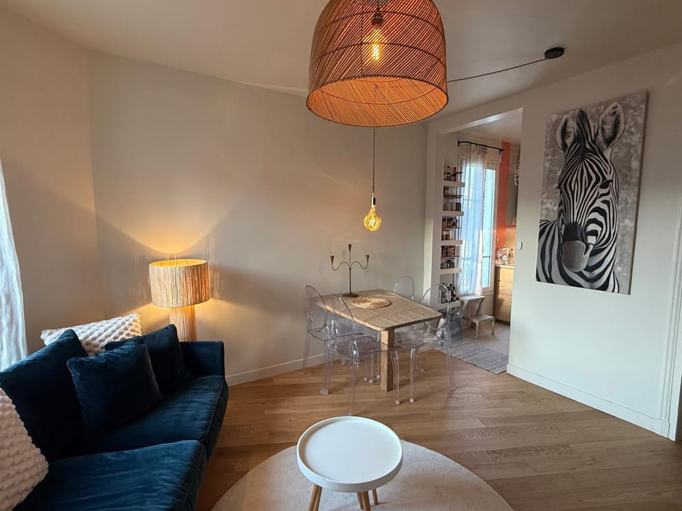 Magnifique appartement entièrement rénové Apartment in Issy-les-Moulineaux
