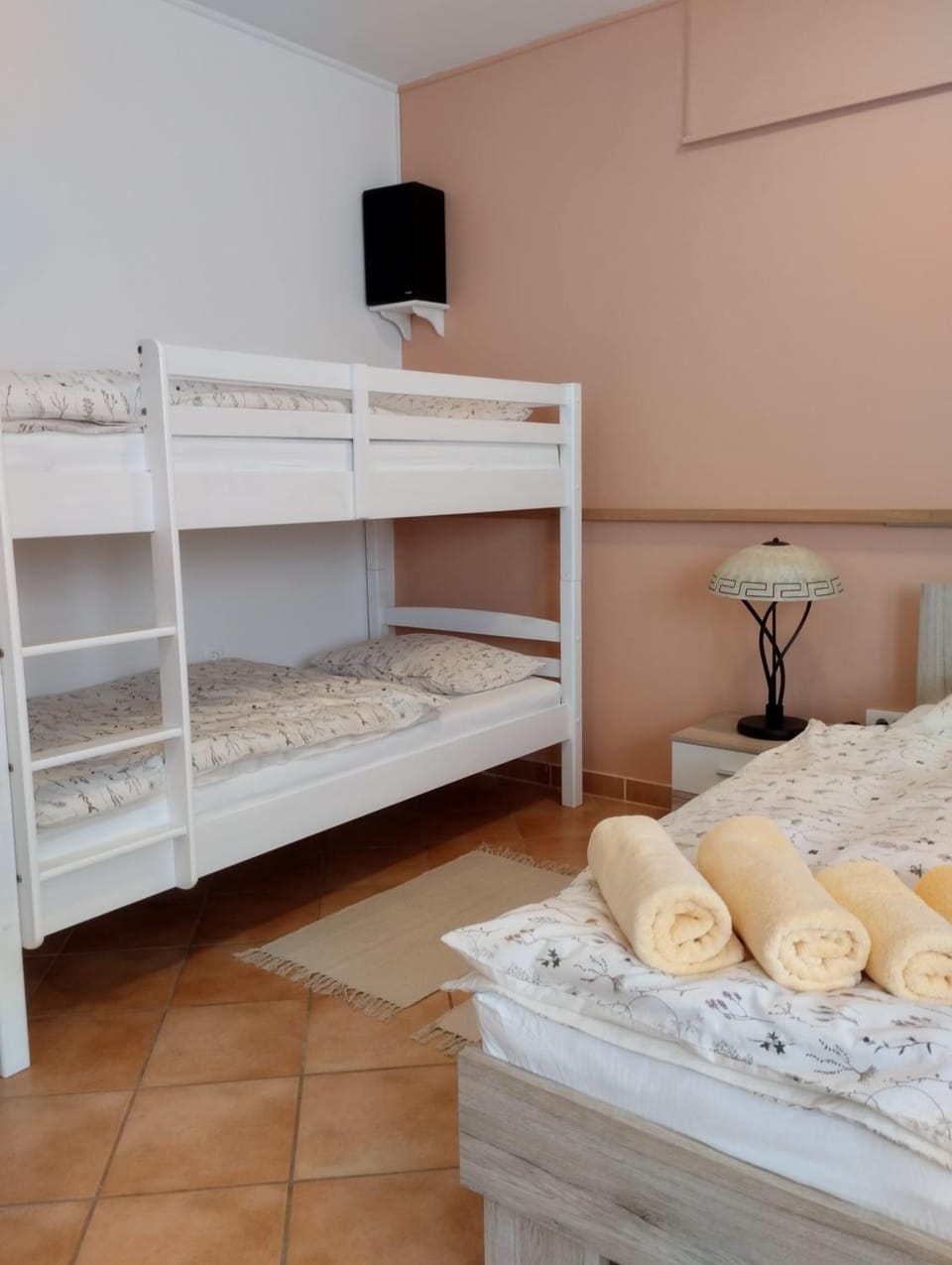 bunk bed