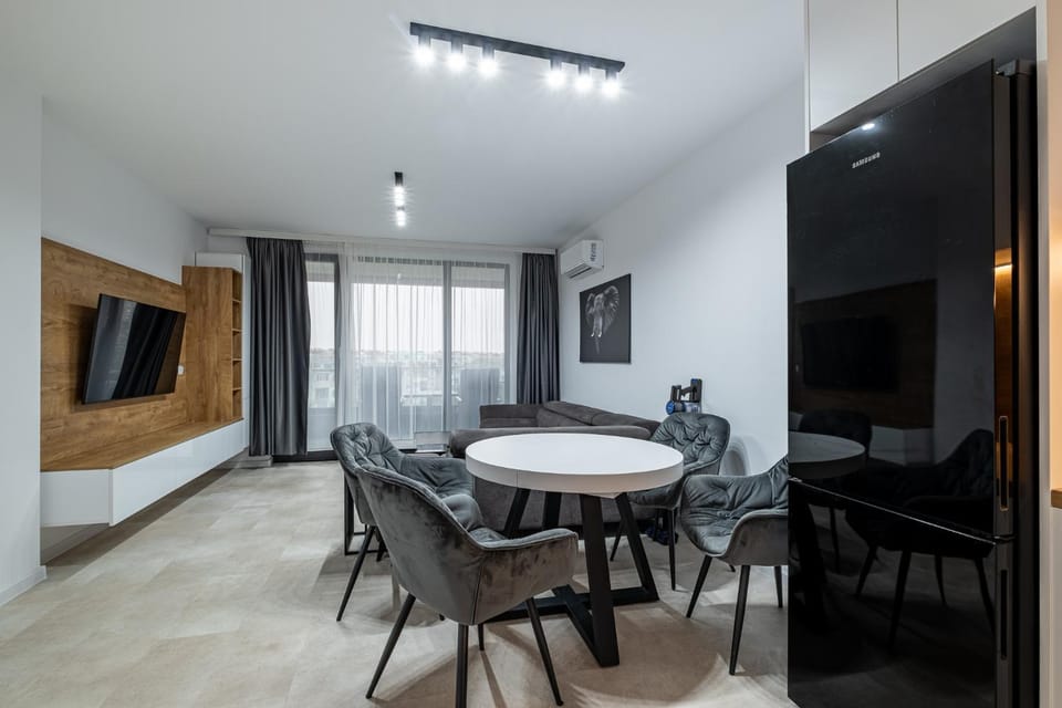 TV and multimedia, Dining area, Evening entertainment