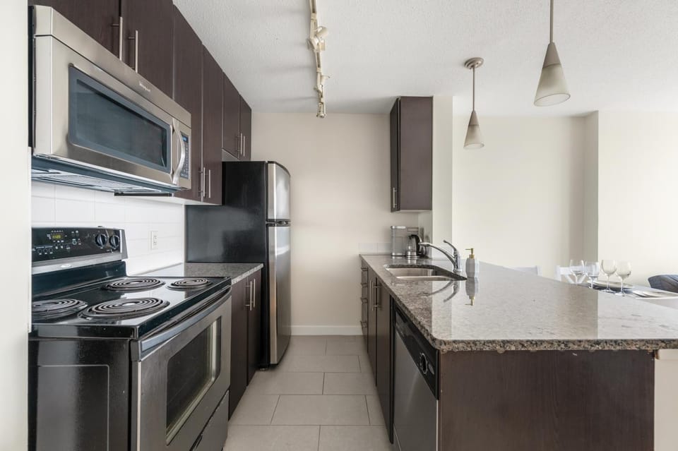 Kitchen or kitchenette, oven, stove