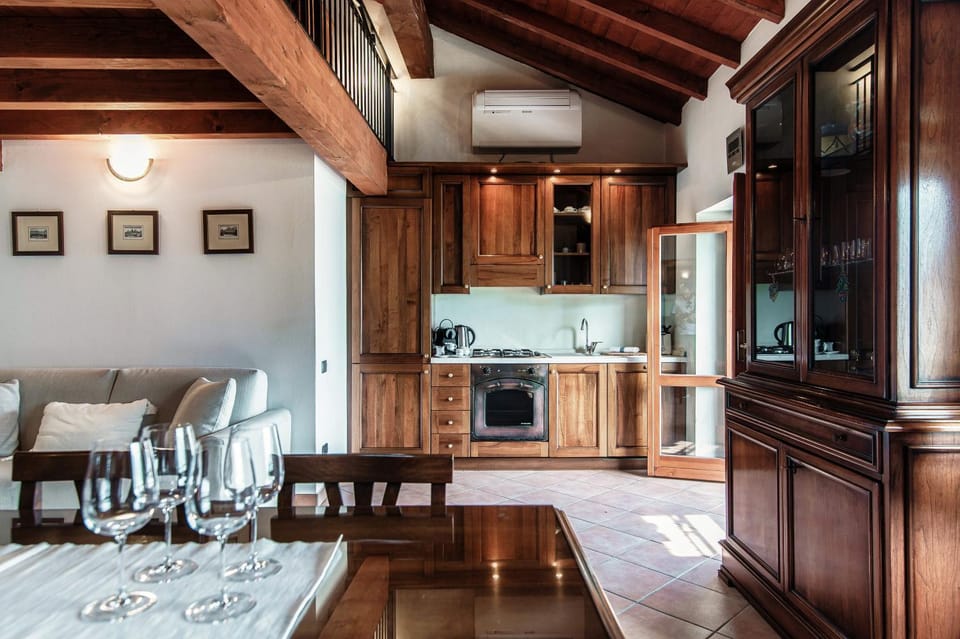 Kitchen or kitchenette, oven