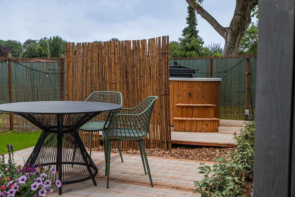Garden, Garden
