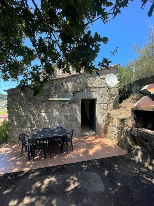CASA PLAYA de LIMENS House in O Morrazo